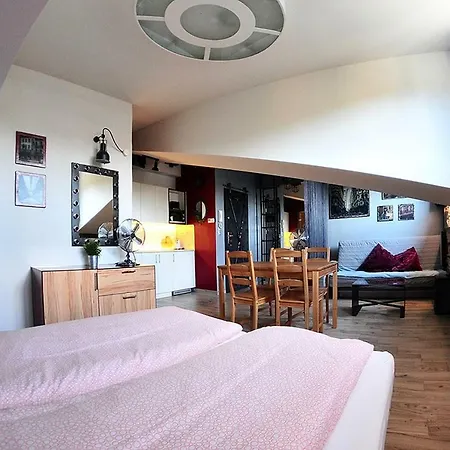 Alder Apartments Apartment