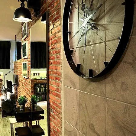 Alder Apartments *