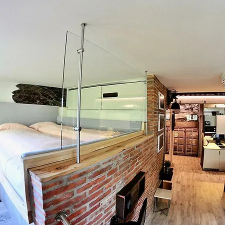Alder Apartments *