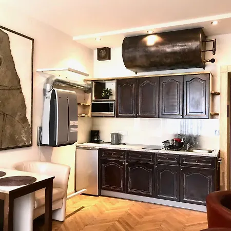 Alder Apartments